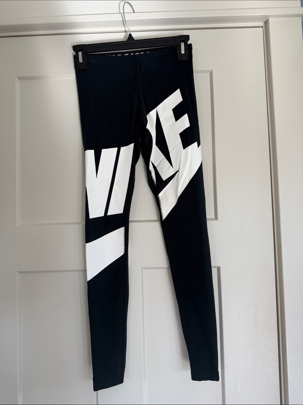 Nike Leg-A-See Exploded Logo
Leggings Black White Graphic Tights Size XS